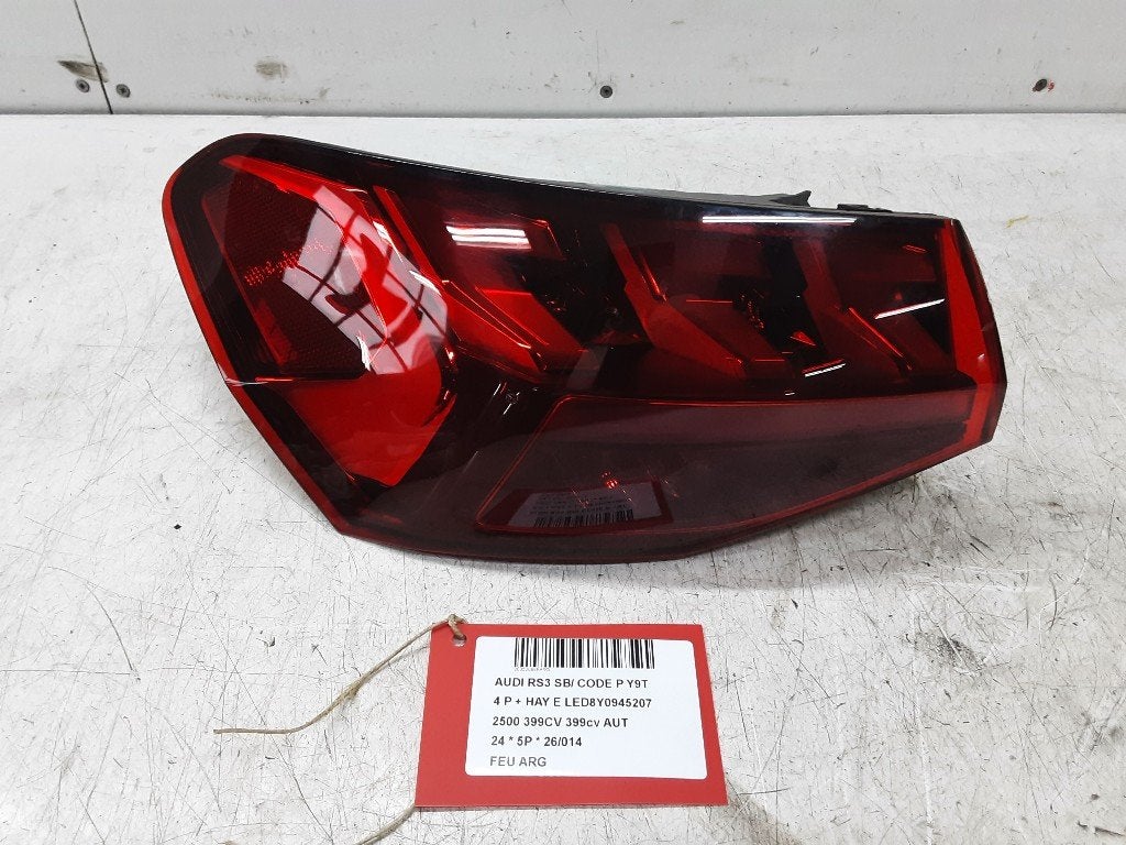 FEU ARRIÈRE GAUCHE Audi RS 3 Sportback (8YA) (8Y0945207), Mevr. I. Hauben, Audi, Utilisé, Rue de l'Espoir 34 34
4030  GRIVEGNÉE, BE