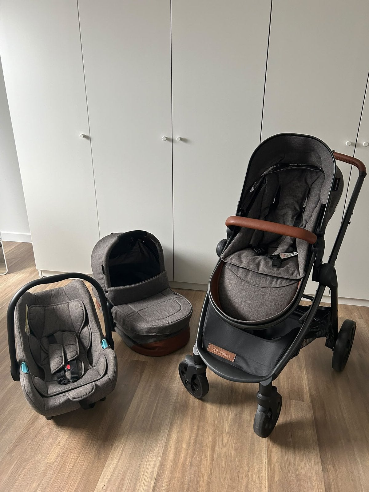 3 in 1 het is maar 2 maanden gebruikt geweest, Kinderen en Baby's, Ophalen of Verzenden, Zo goed als nieuw