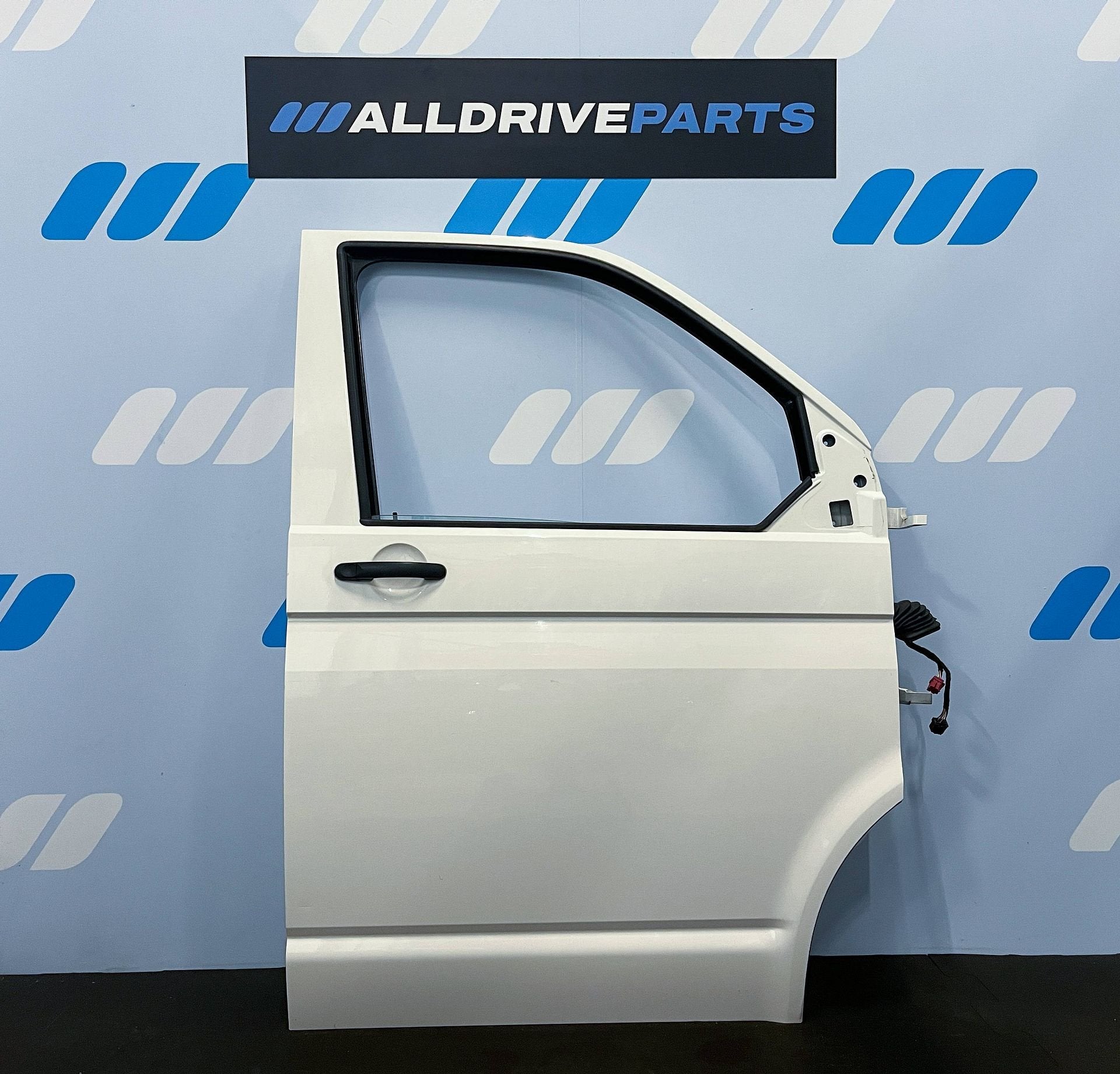 Voorportier rechts voor Volkswagen T6 LB9A Wit 7LA831056, -, Utilisé, Porte, Avant
