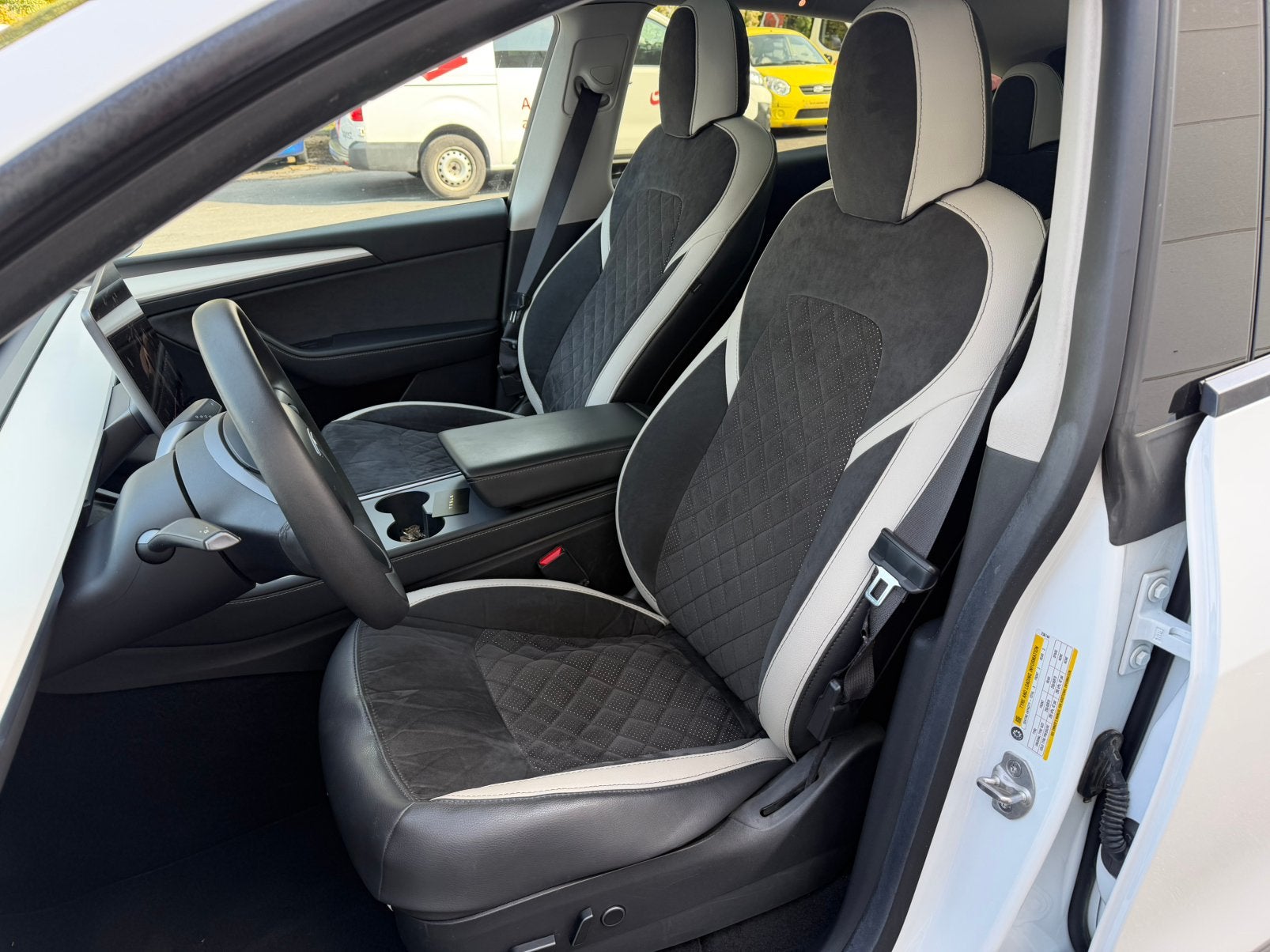 Housses sièges complètes Tesla Model Y, Autos : Pièces & Accessoires, Enlèvement, Autres marques automobiles