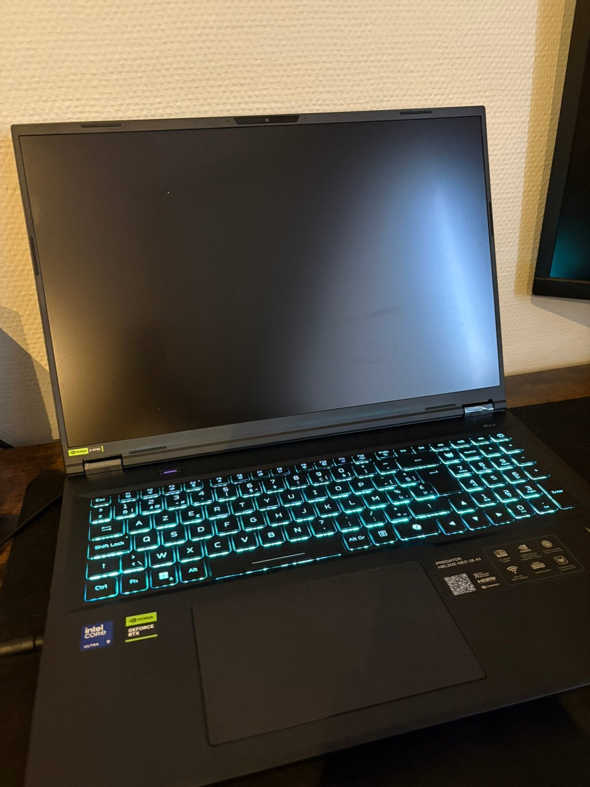 Acer Predator Helios Neo 18 AI, Computers en Software, Windows Laptops, Zo goed als nieuw, SSD, Azerty, Verzenden