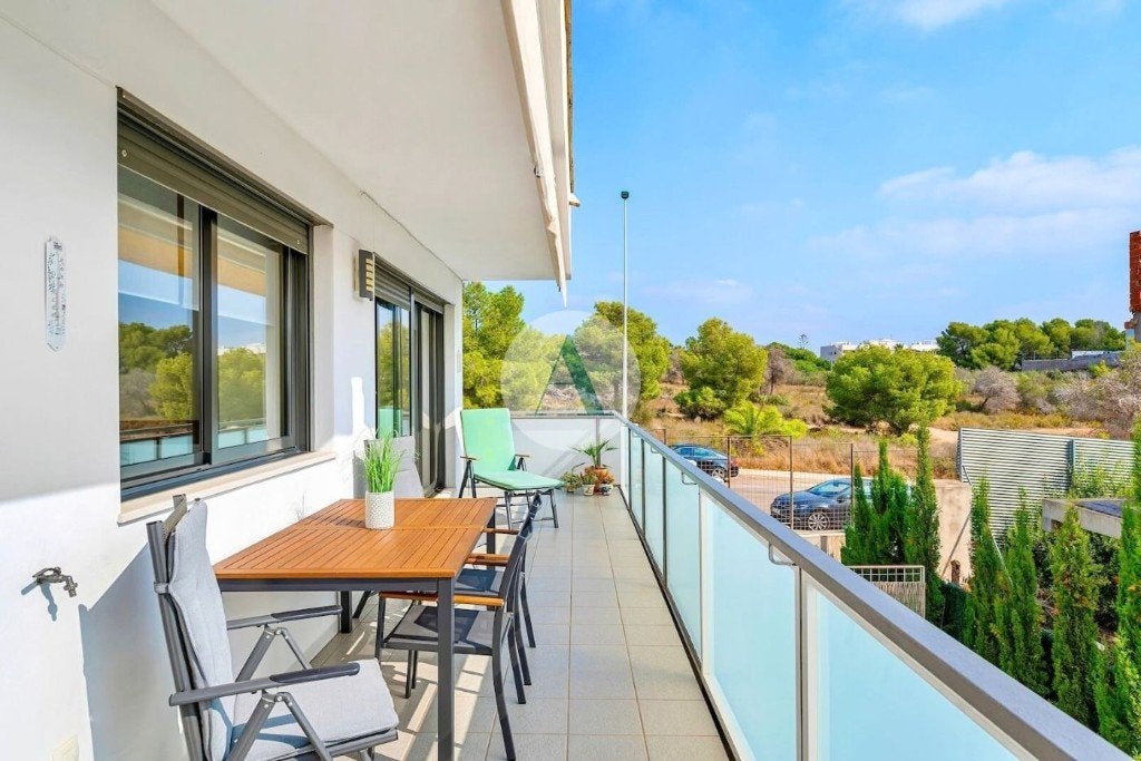 Hoekappartement met royale terrassen in Lomas de Campoamor, Immo, Spanje, La fuente Orihuela costa, 2 kamers, 70 m²