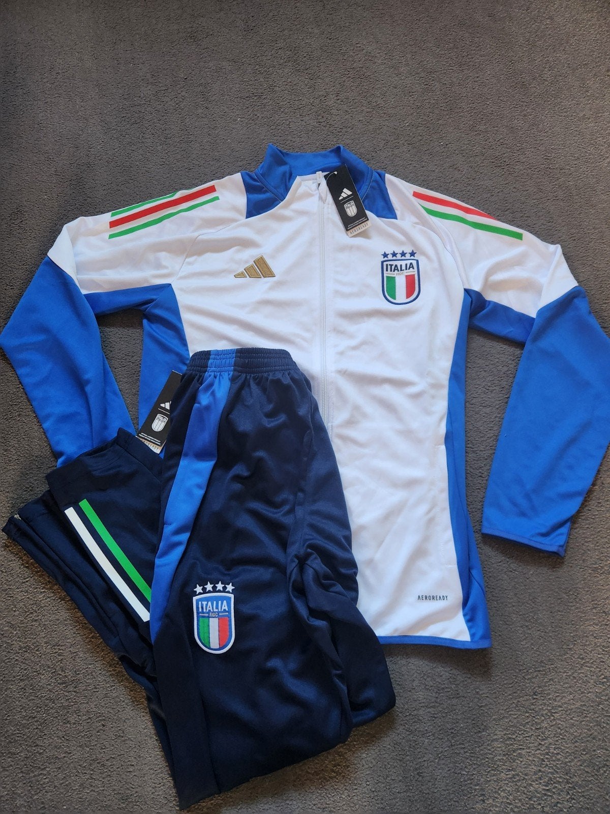 Training Italie L, Enlèvement ou Envoi
