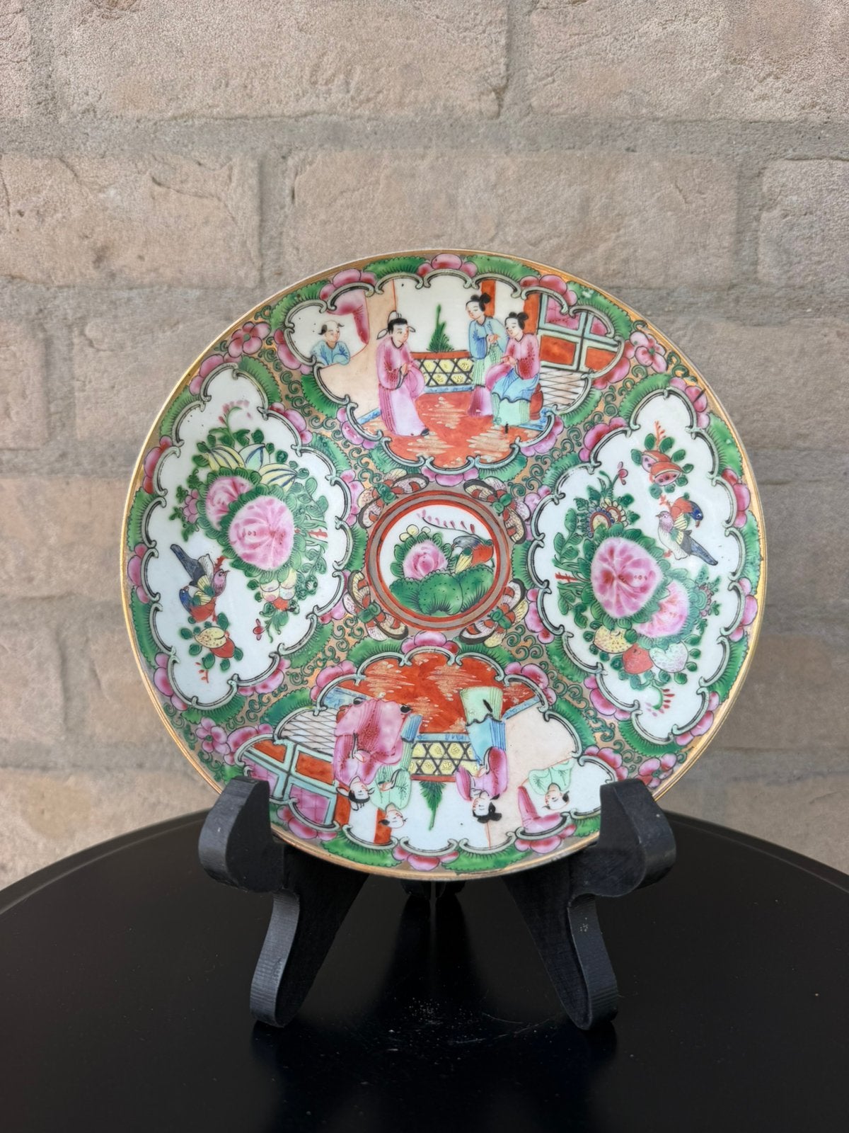 Japans porseleinen bord –Japans decor met figuren, Enlèvement