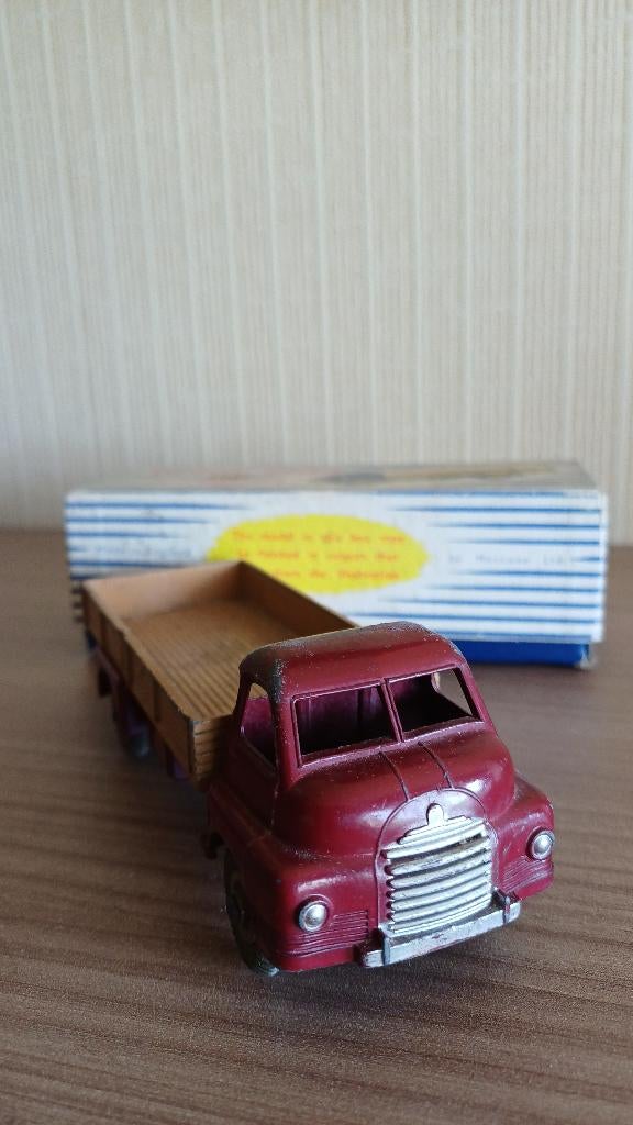 Dinky Toys camion Big Bedford   rouge, Enlèvement ou Envoi, Utilisé