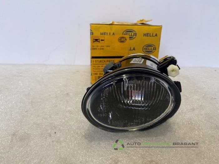 Feu antibrouillard avant gauche d'un BMW 3-Serie, -, 3 mois de garantie, Utilisé, -