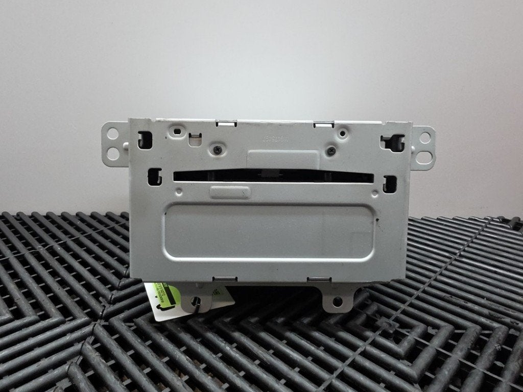 RADIO Astra J Sports Tourer (PD8 / PE8 / PF8) (|22836292|), Gebruikt, Opel, Opel Automobile GmbH, Kontakt-opel@opel.com