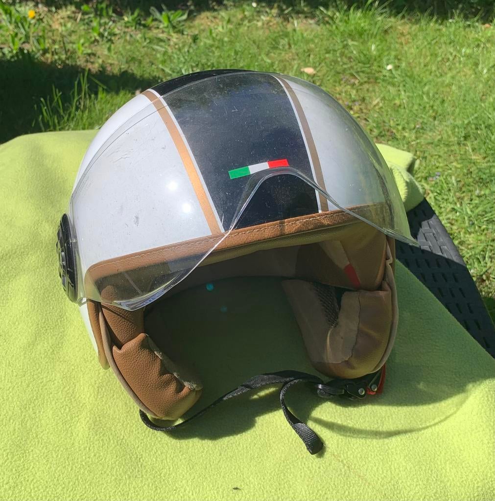 Helm, Ophalen, Gebruikt, Medium