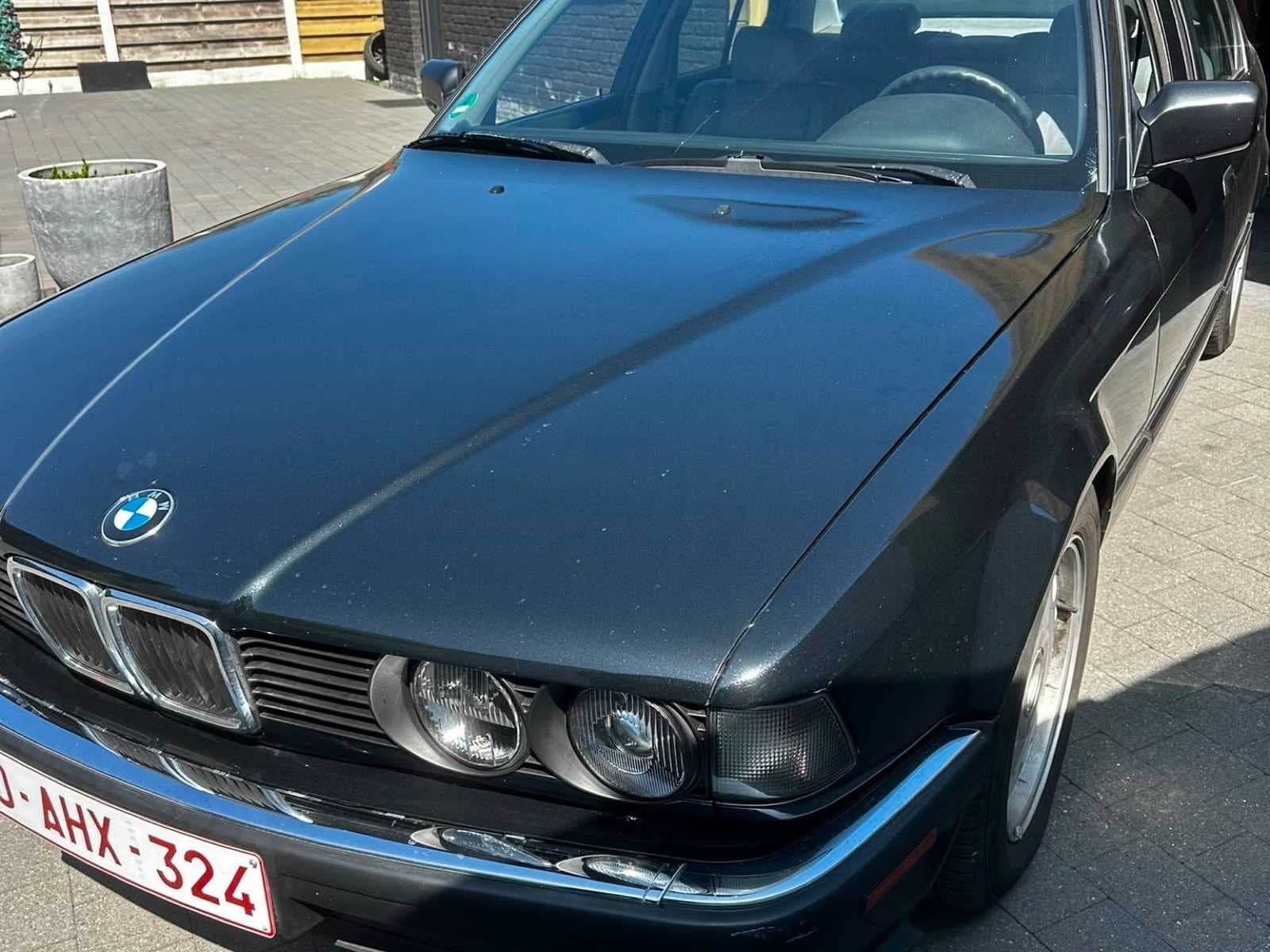 BMW E32 735i Voiture Classique 1988, Autos, Achat, Entreprise, Autres carburants, Autre carrosserie