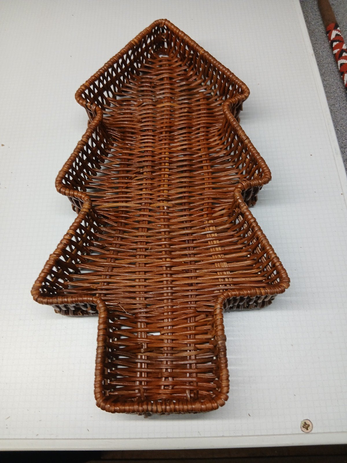 panier à pains en forme de sapin, Enlèvement