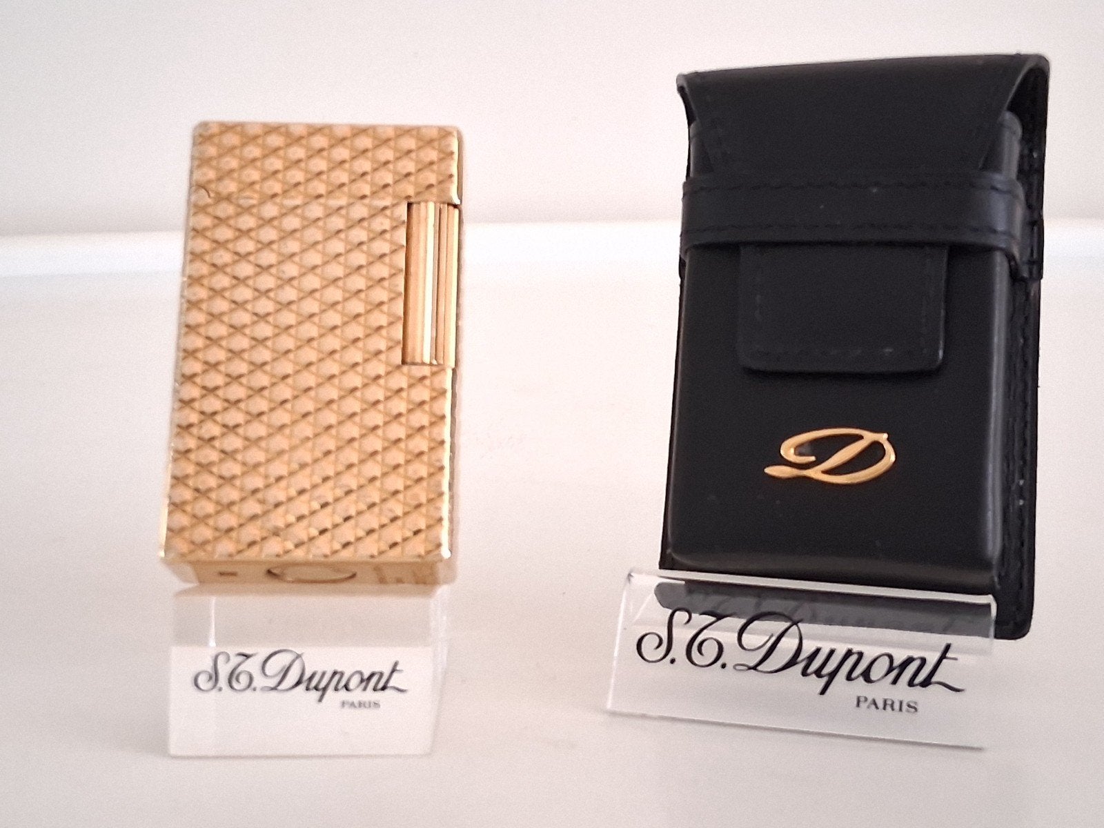 Briquet Dupont L1, plaqué or 18 carats, couleur, étui Dupont, Collections, Enlèvement ou Envoi, Utilisé, Briquet