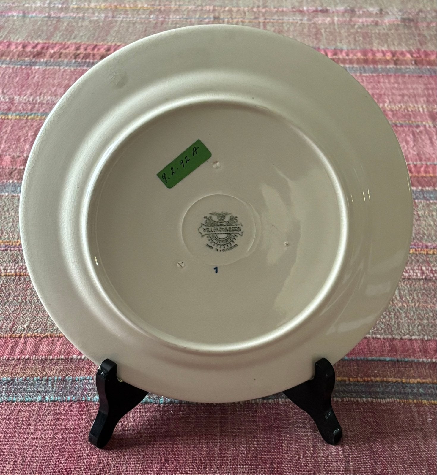 Belle assiette décorative Villeroy Boch Luxembourg 1835, Maison & Meubles, Enlèvement ou Envoi, 24 cm, Objet de décoration, Fait main