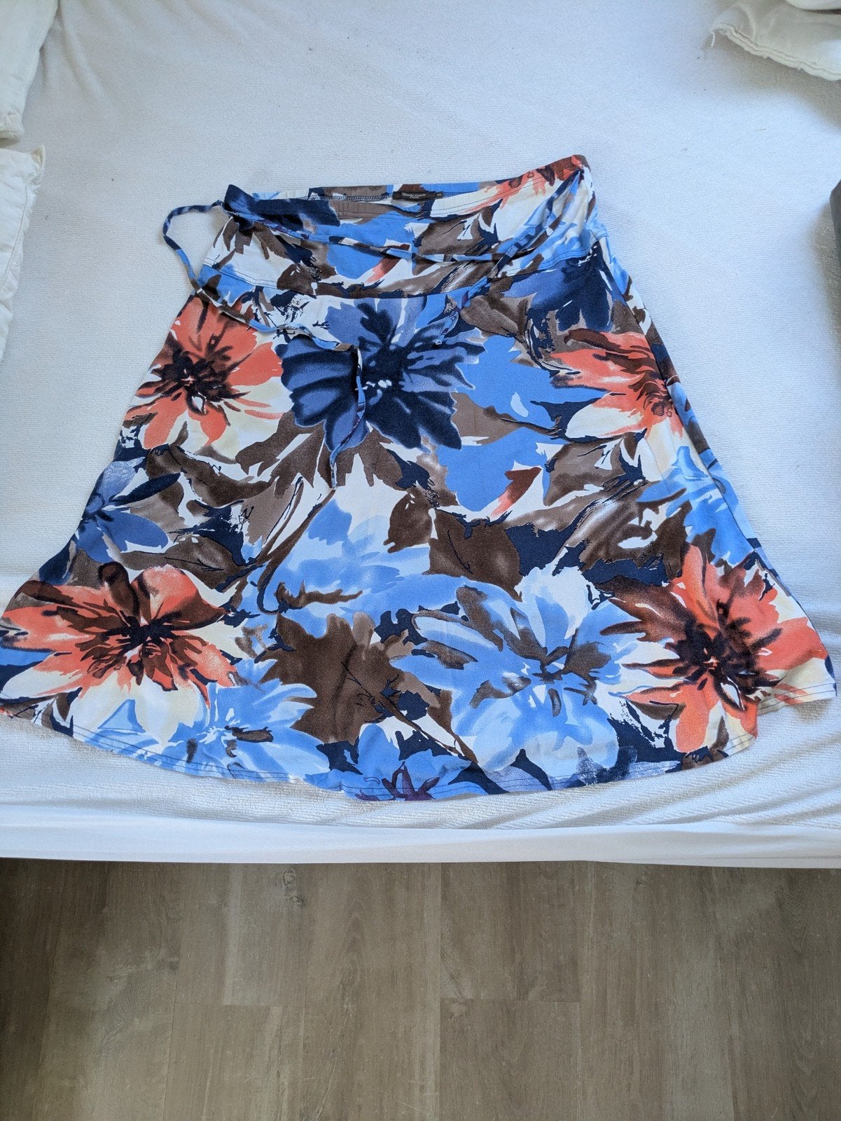 Jolie jupe colorée multicolore, Kleding | Dames, Rokken, Meerkleurig, Maat 42/44 (L), Ophalen of Verzenden, Zo goed als nieuw