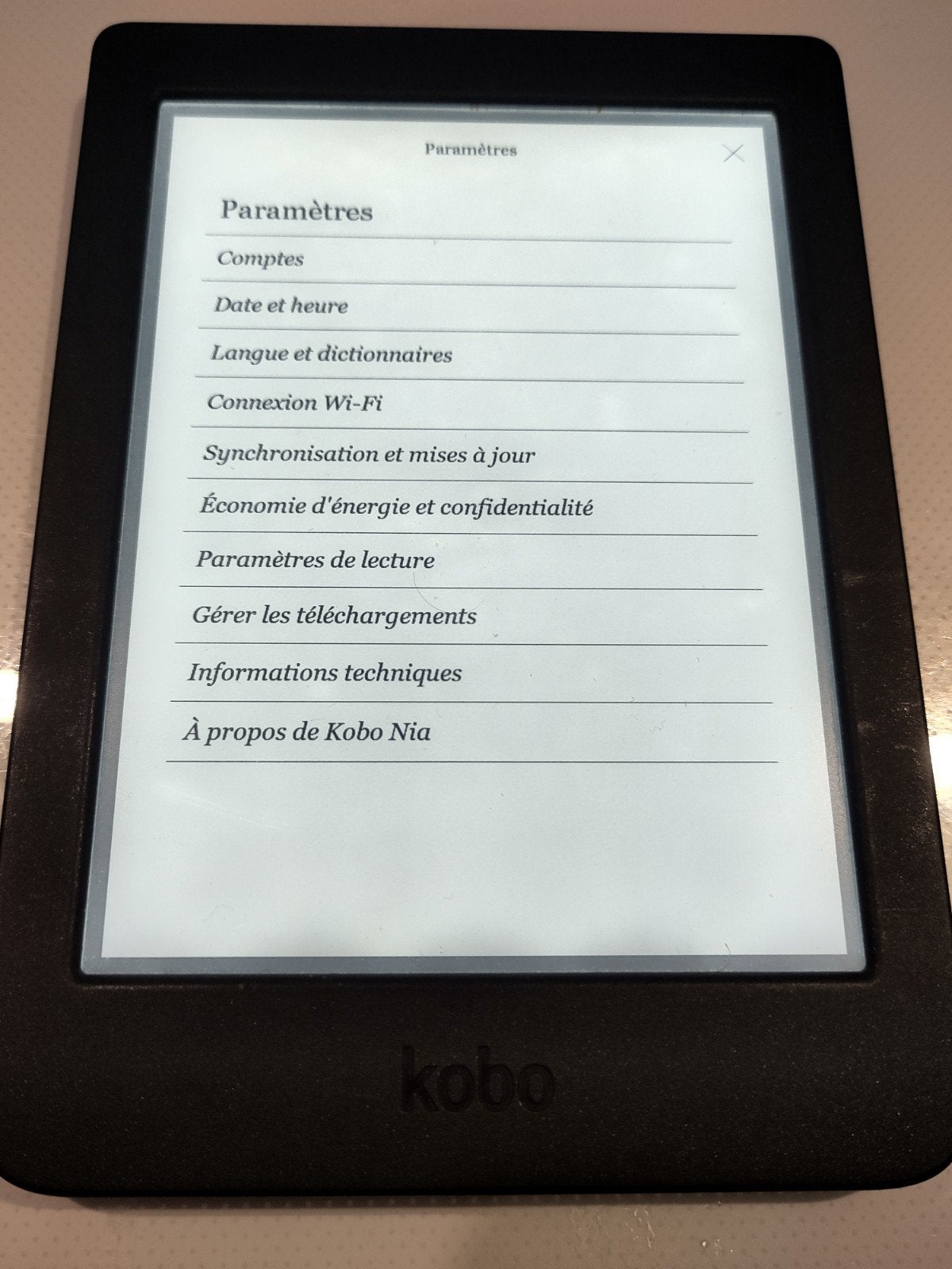 KOBO NIA eBook Reader 6" Touchscreen Comfortlight WiFi 8GB S, Computers en Software, Ophalen of Verzenden