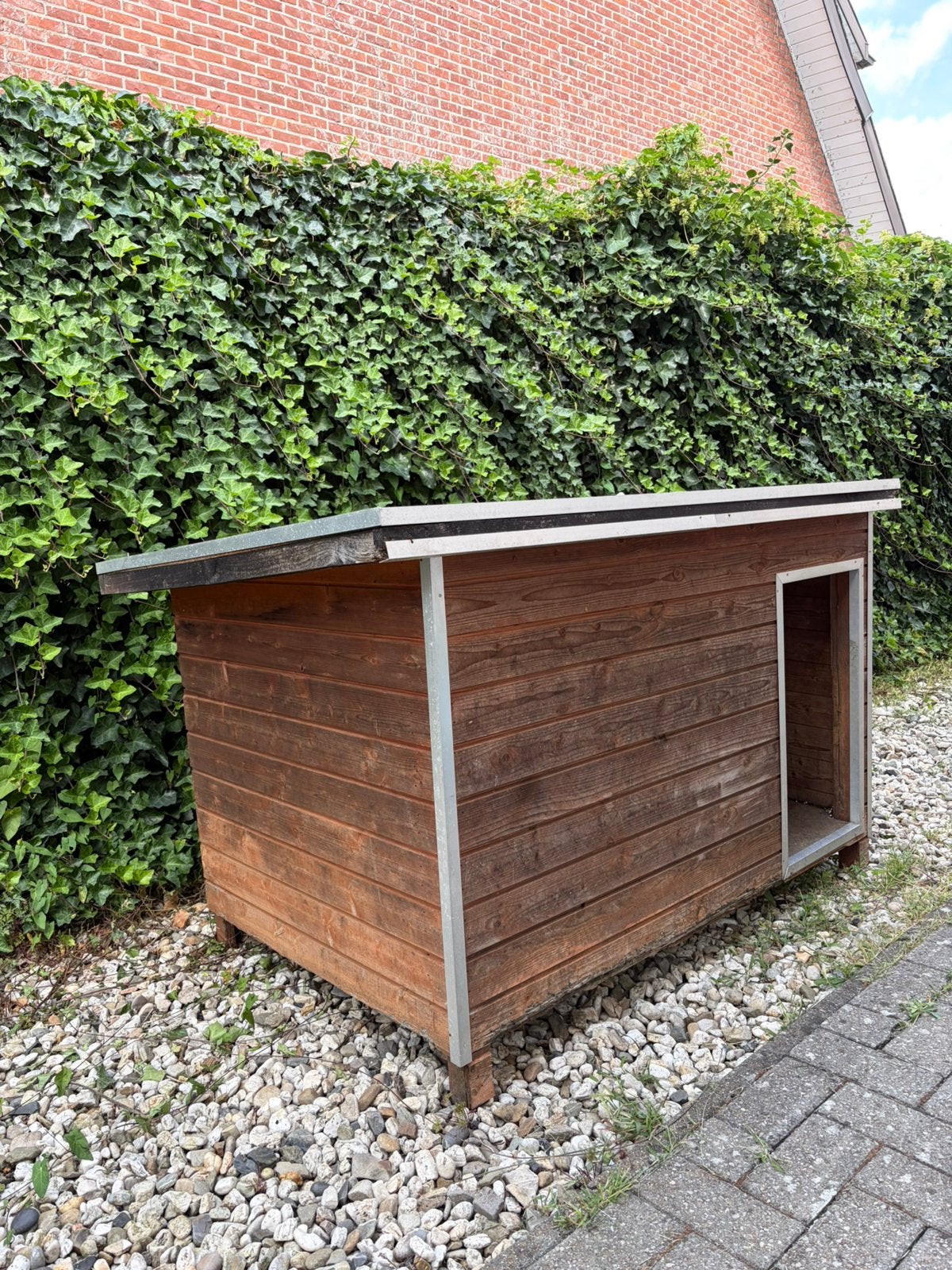 Houten hondenhok / buitenhok, Ophalen, Zo goed als nieuw, Hondenhok