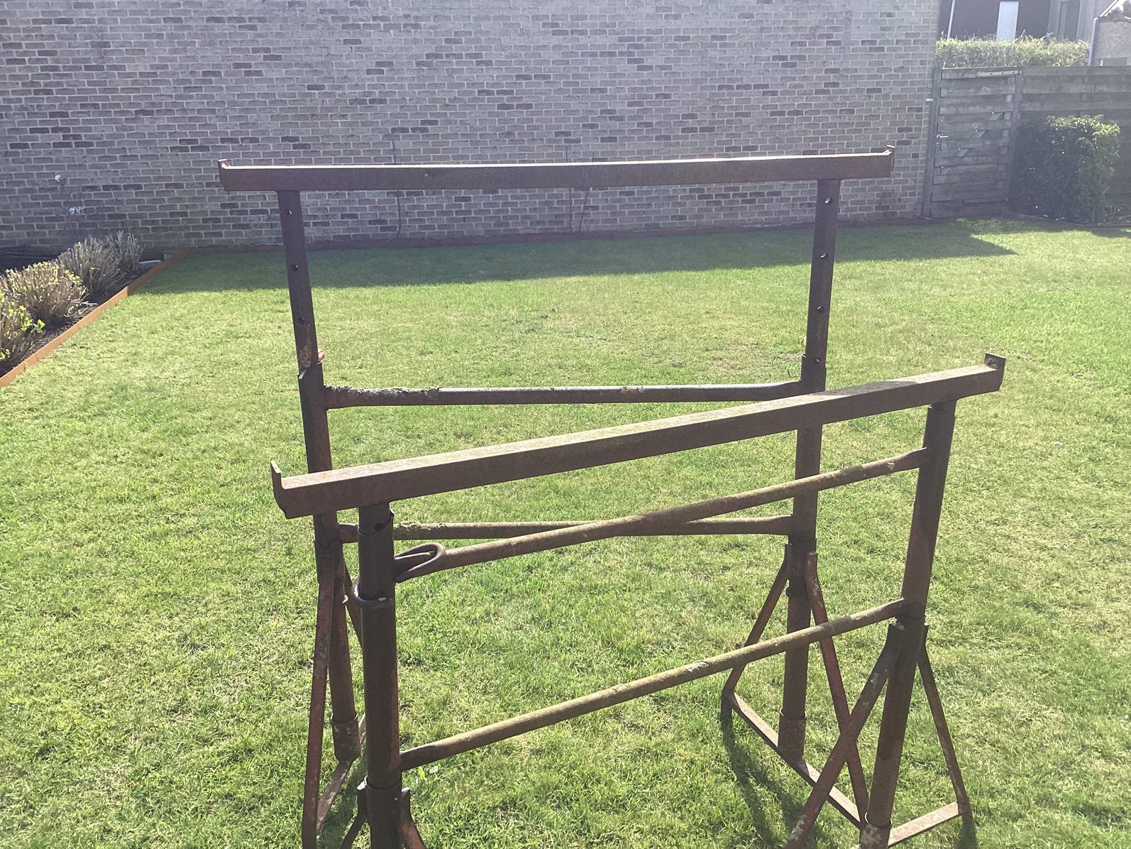 2 bouwsteigers, Doe-het-zelf en Bouw, Ophalen, Gebruikt, Gevelsteiger, Minder dan 2 meter