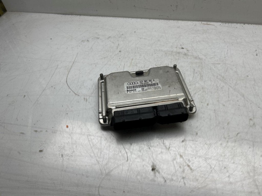 CALCULATEUR MOTEUR ECU Audi A6 Avant Quattro (C5), Robert Bosch AG, Audi, Utilisé, Robert-Bosch-Allee 1
74232  Abstatt, DE