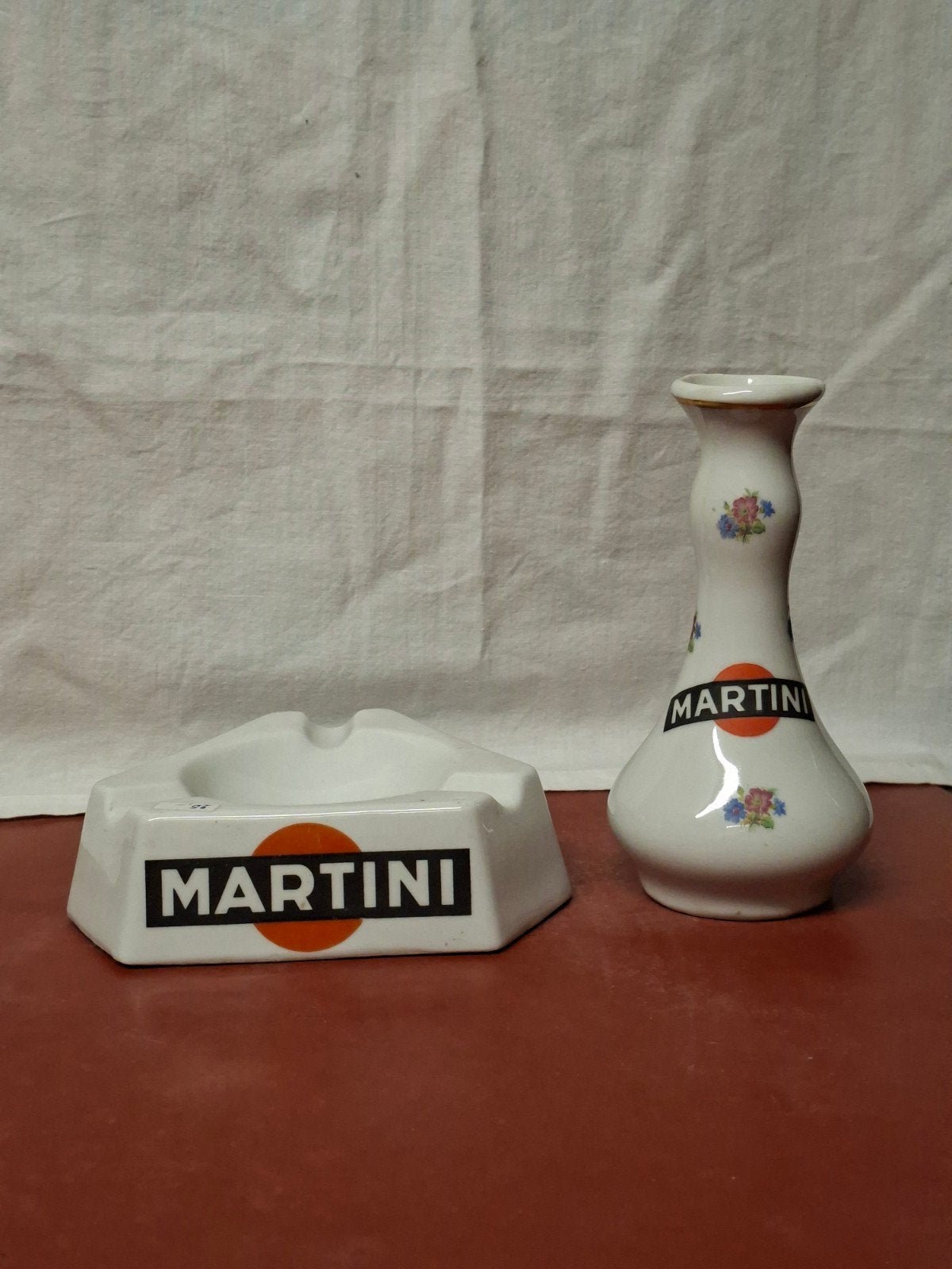 Ensemble cendrier et vase MARTINI, Collections, Enlèvement ou Envoi, Comme neuf, Ustensile