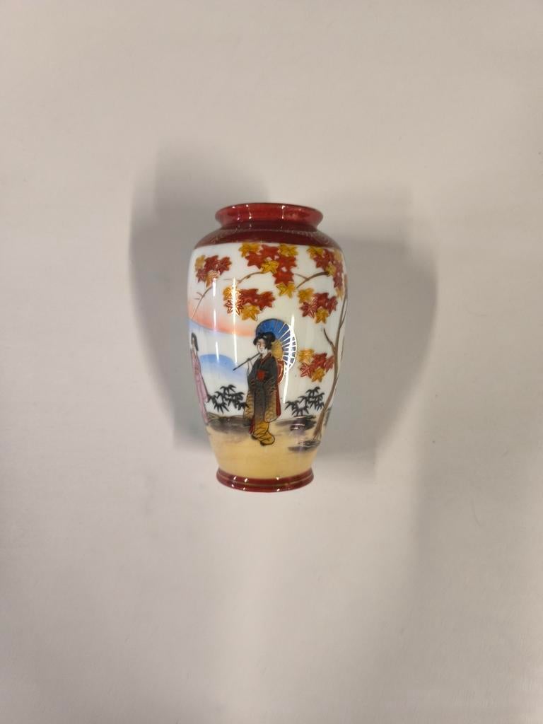 Japanse satsuma vaasje, Enlèvement