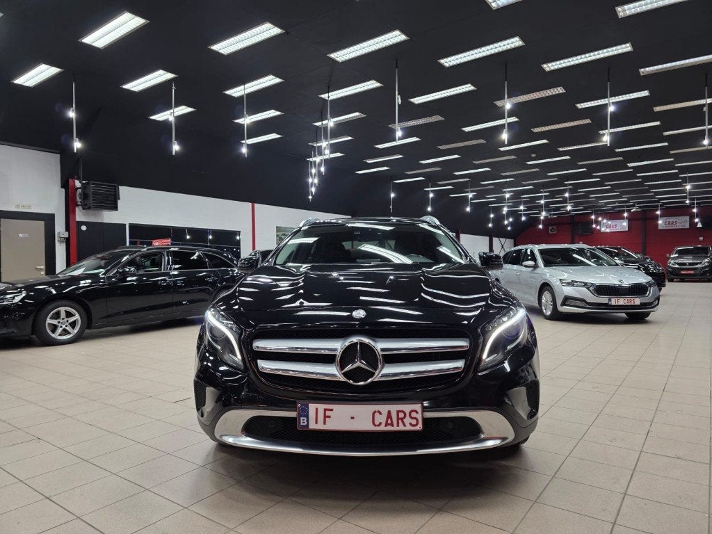 GLA 220 d 4-Matic**NAVIGATIE**CAMERA**LEDER**NIEUWE STAAT**, Auto's, Mercedes-Benz, Automaat, 4 cilinders, Zwart, Bedrijf