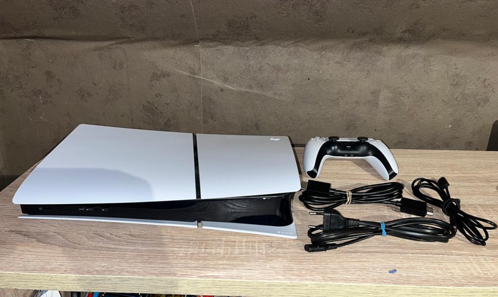 PlayStation 5 Slim Digital 1To, Enlèvement ou Envoi, Neuf, Playstation 5 Digital