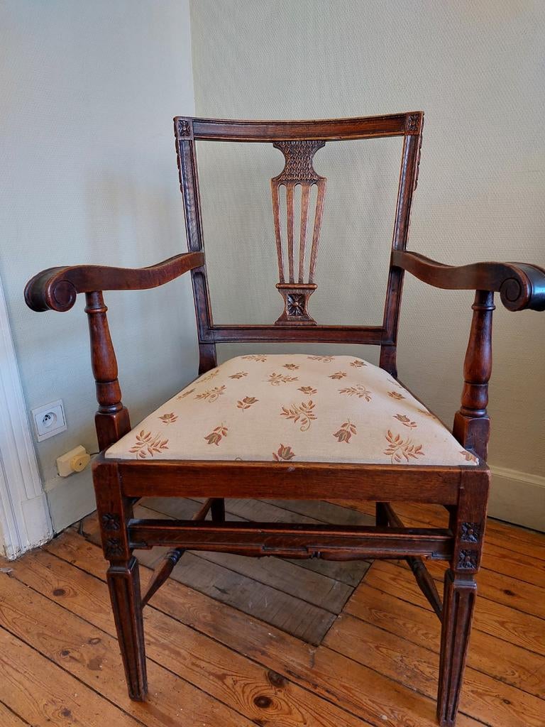 Chaises Lyre, Ophalen
