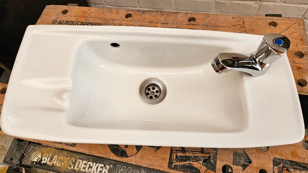 Handenwasser, Ophalen, Zo goed als nieuw, Wastafel