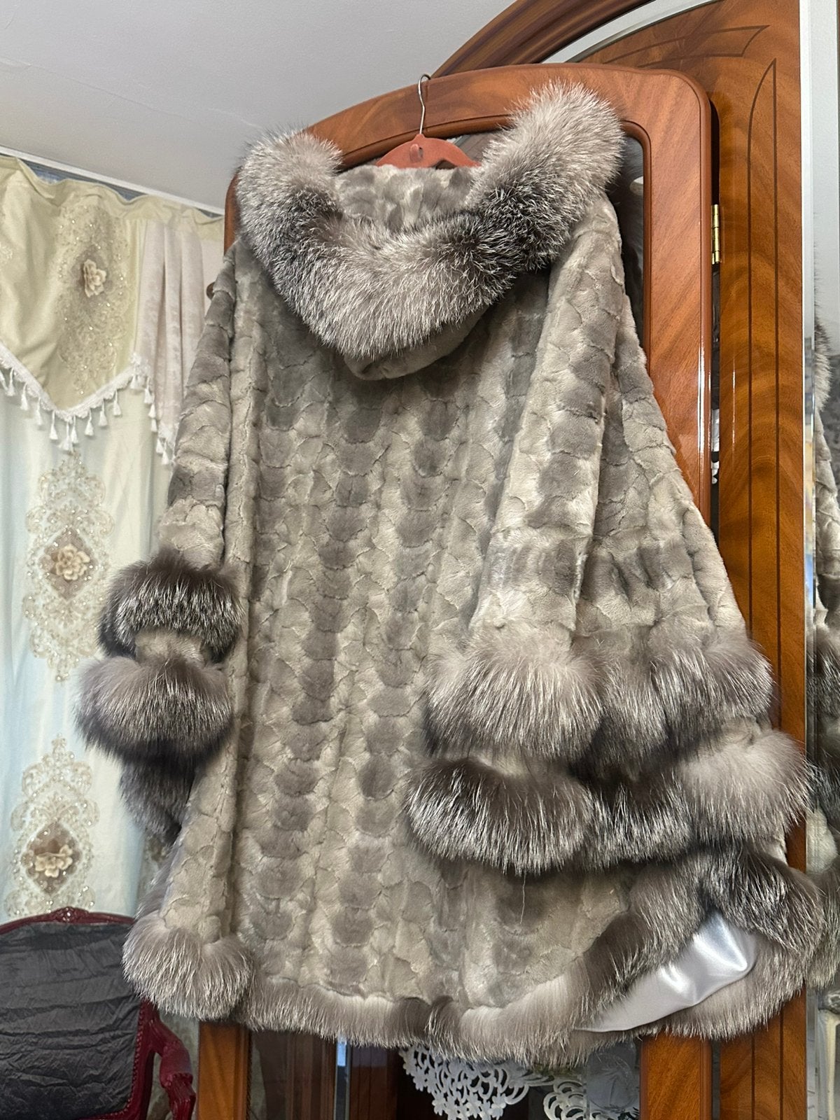 Vrai fourrure, Kleding | Dames, Ophalen of Verzenden, Nieuw, Maat 46/48 (XL) of groter, Grijs