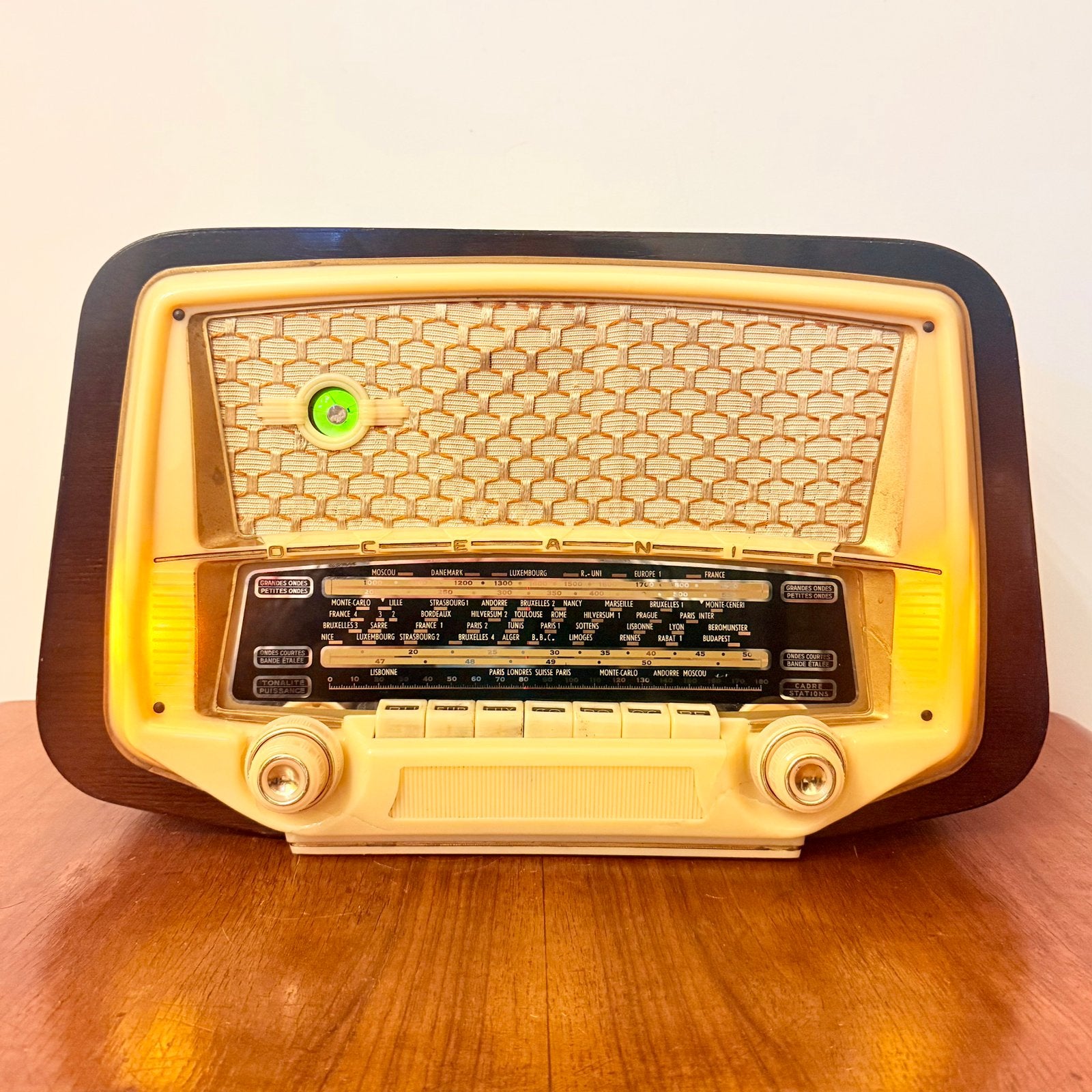 VINTAGE BUIZENRADIO OCEANIC PILOTE 1958 RADIO ART DECO RARE, Verzenden