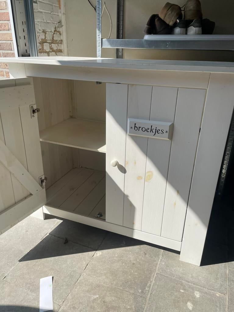 Kast kinder/babykamer, Kinderen en Baby's, Ophalen, Zo goed als nieuw, Kast