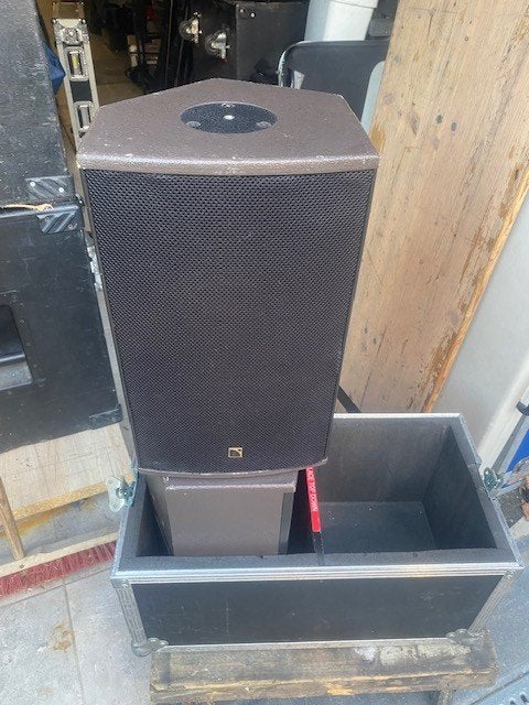 L Acoustics MTD108 + QSC PLX 3602, Audio, Tv en Foto, Luidsprekerboxen, Gebruikt, Speakerset, Ophalen, 150 watt of meer