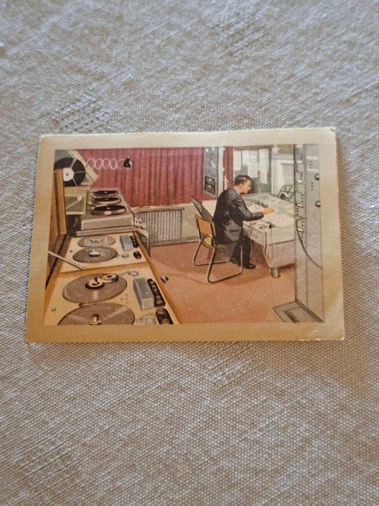 Prentje/Chromo : Studio N.19/Chocolade Jacques, Enlèvement ou Envoi, Gravure, Utilisé, Autres sujets/thèmes