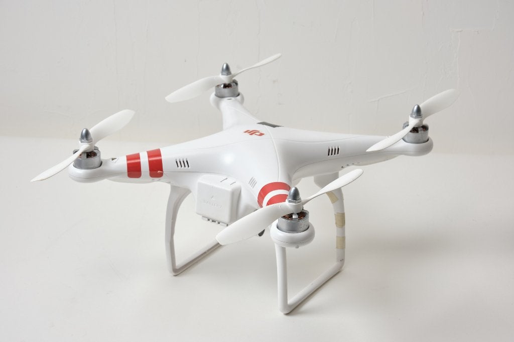 DJI Phantom 2 – Drone met afstandsbediening en accessoires, Ophalen of Verzenden, Gebruikt, 900 gram tot 4 kilo, DJI