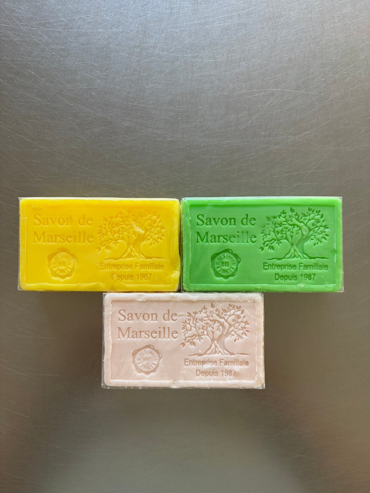 Lot de 3 savons de Marseille – La Maison de la Capelette, Enlèvement ou Envoi, Neuf, Baignoire & Douche