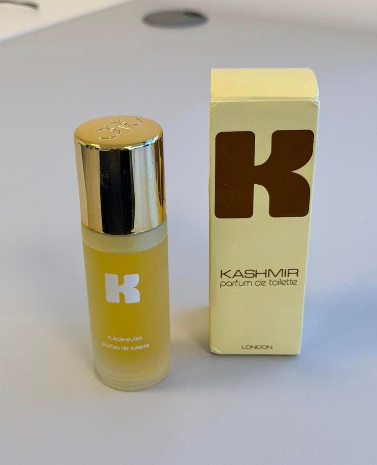 Parfum Milton Lloyd Kashmir femme spray EDT 55ml - Nouveau !, Bijoux, Sacs & Beauté, Enlèvement ou Envoi, Neuf