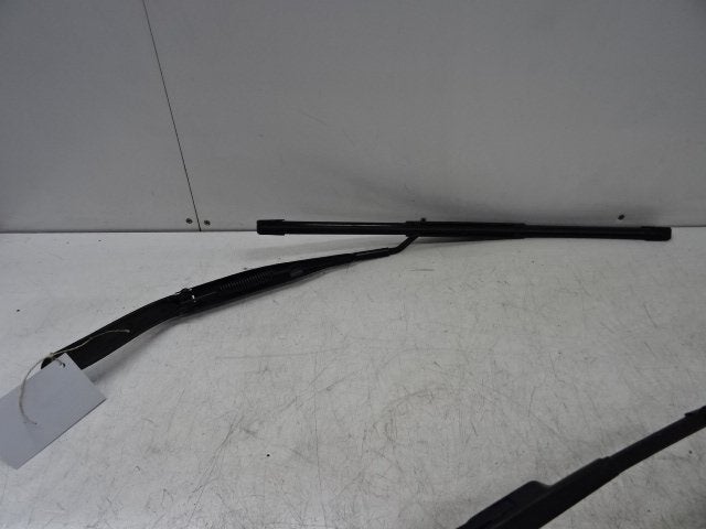 RUITENWISSERARM LINKS VOOR Jeep Compass (MP) (01-2016/-), Gebruikt, Jeep