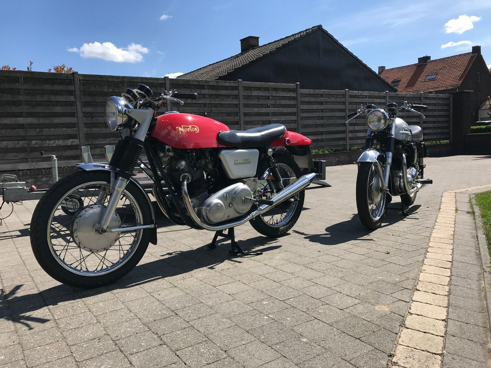 Te koop 2 nette Nortons