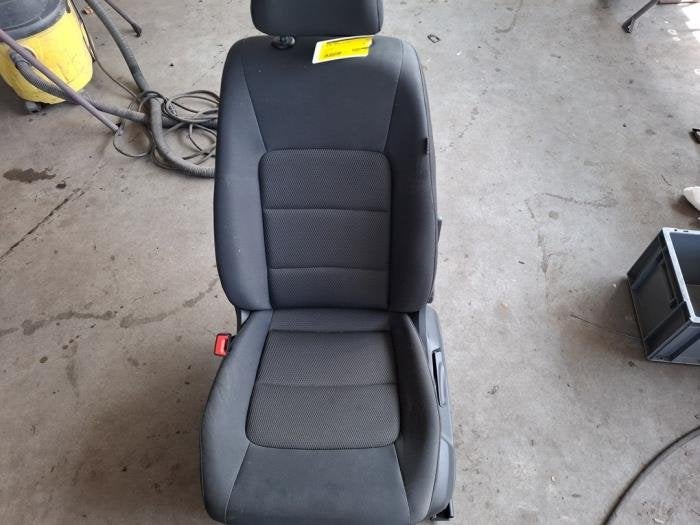 Siège gauche d'un Volkswagen Golf Sportsvan, Autos : Pièces & Accessoires, Volkswagen, -, 3 mois de garantie, Utilisé