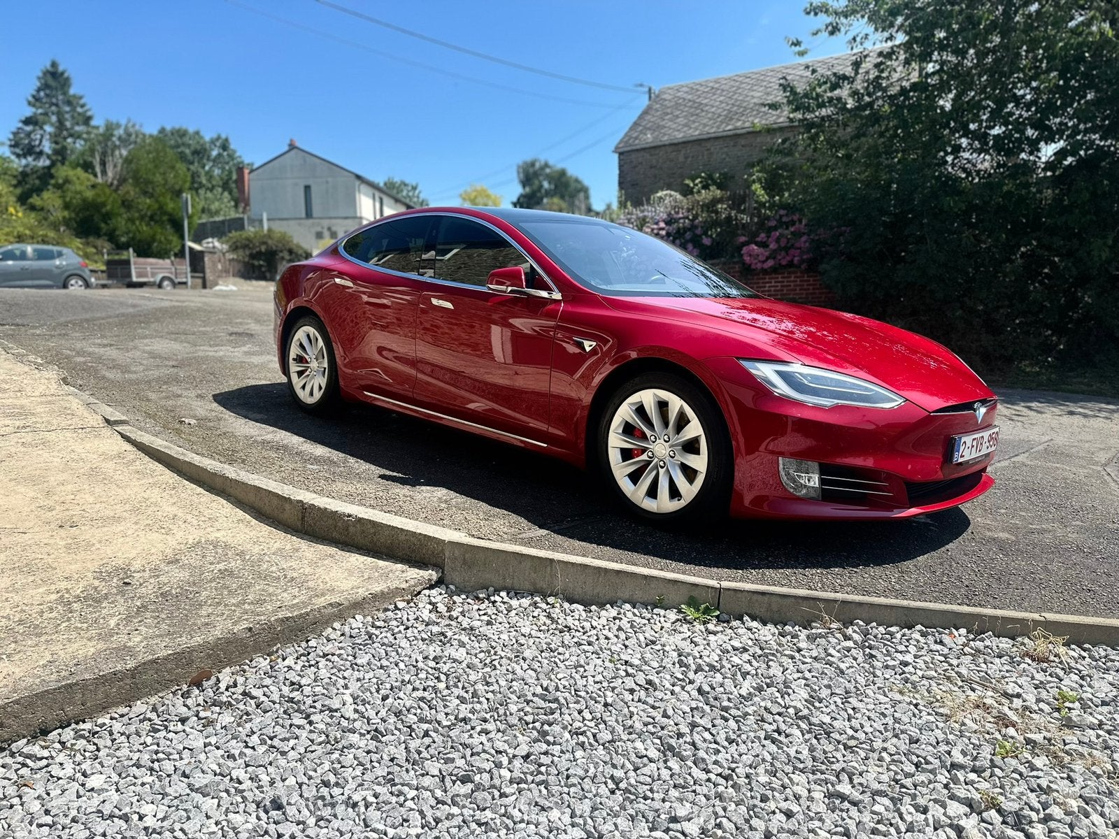 Tesla model S raven - performance 2019-BATTERIE NEUVE, Autos, Tesla, Rouge, Cuir et Alcantara, Achat, Euro 6