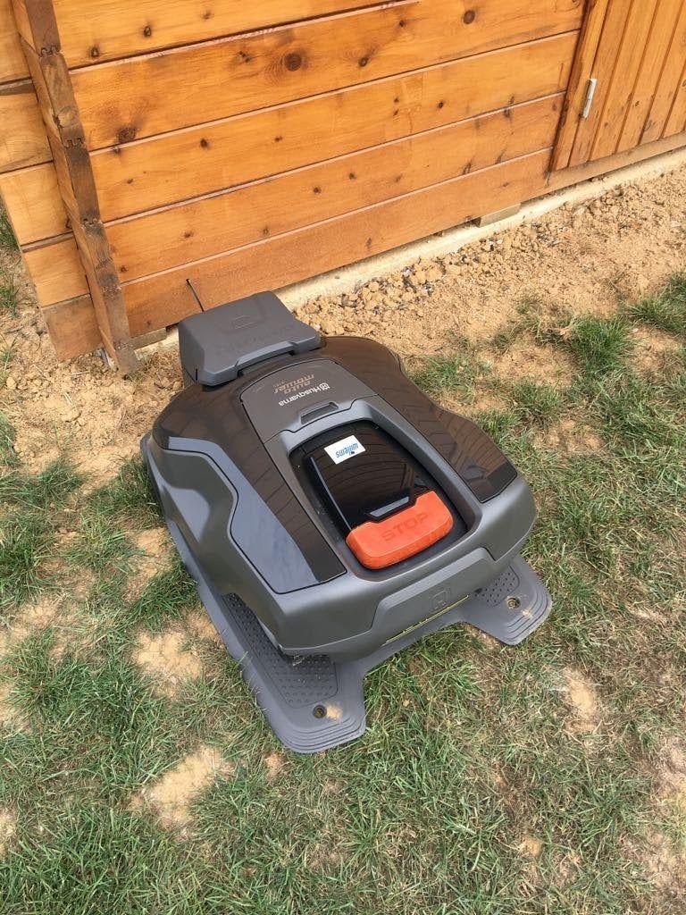 Robot tondeuse Husqvarna 315 X, Jardin & Terrasse, 20 à 25 cm, Huskvarna, Utilisé, Enlèvement