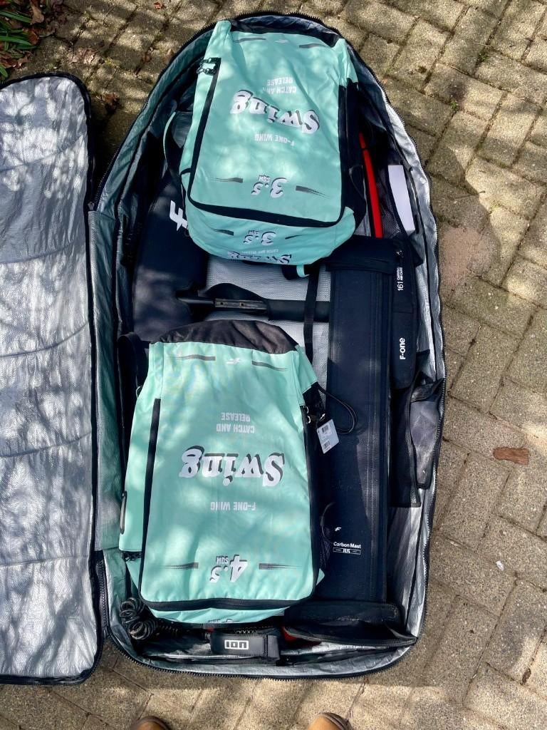 Complete F-One Wingfoil set (2xSwing v4, SK8, Rocket Wing S), Watersport en Boten, Ophalen, Zo goed als nieuw, Wingsurfset