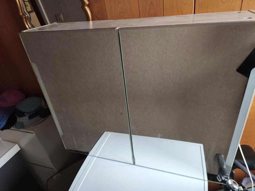Spiegelkast met verlichting, Huis en Inrichting, Badkamer | Badkamermeubels, Ophalen, Spiegelkast