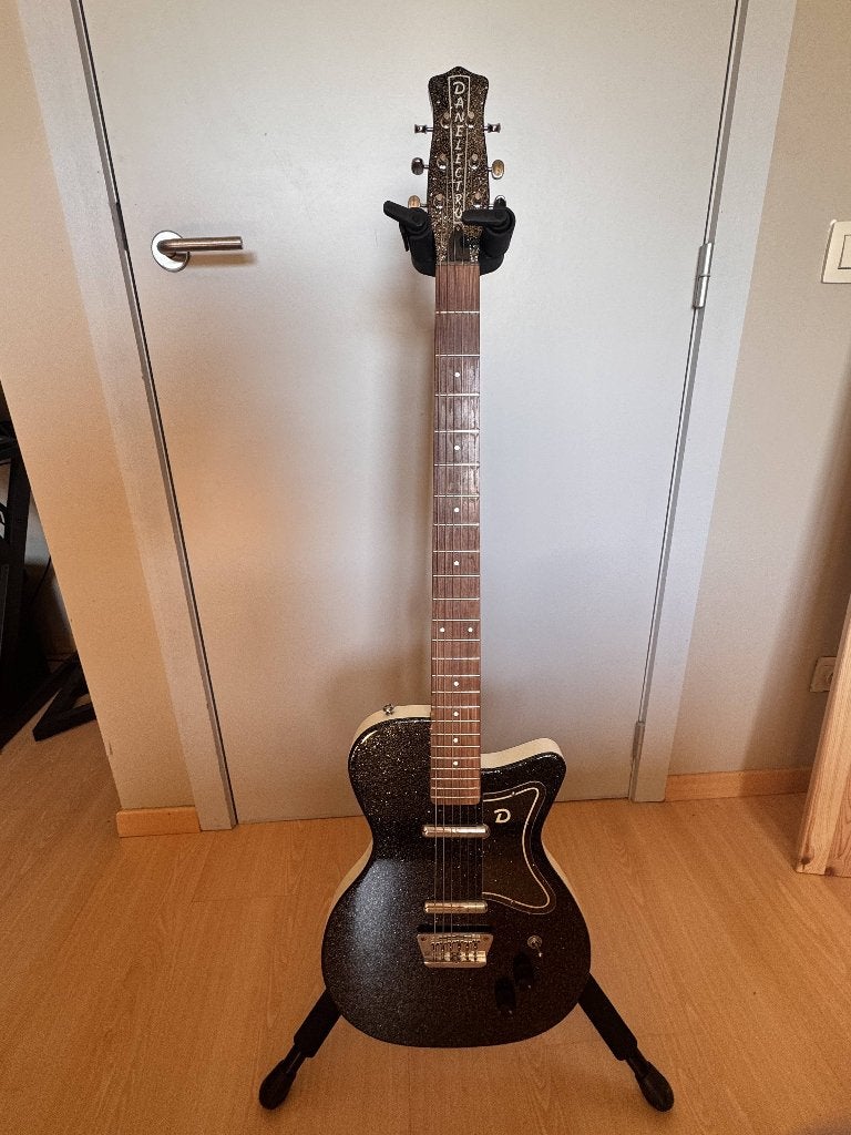 Danelectro '56 U2 Baritone Reissue, Muziek en Instrumenten, Ophalen, Zo goed als nieuw, Hollow body, Overige merken