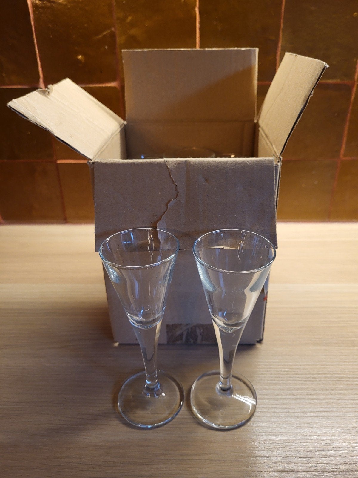 11 kleine glaasjes, Verzamelen, Ophalen
