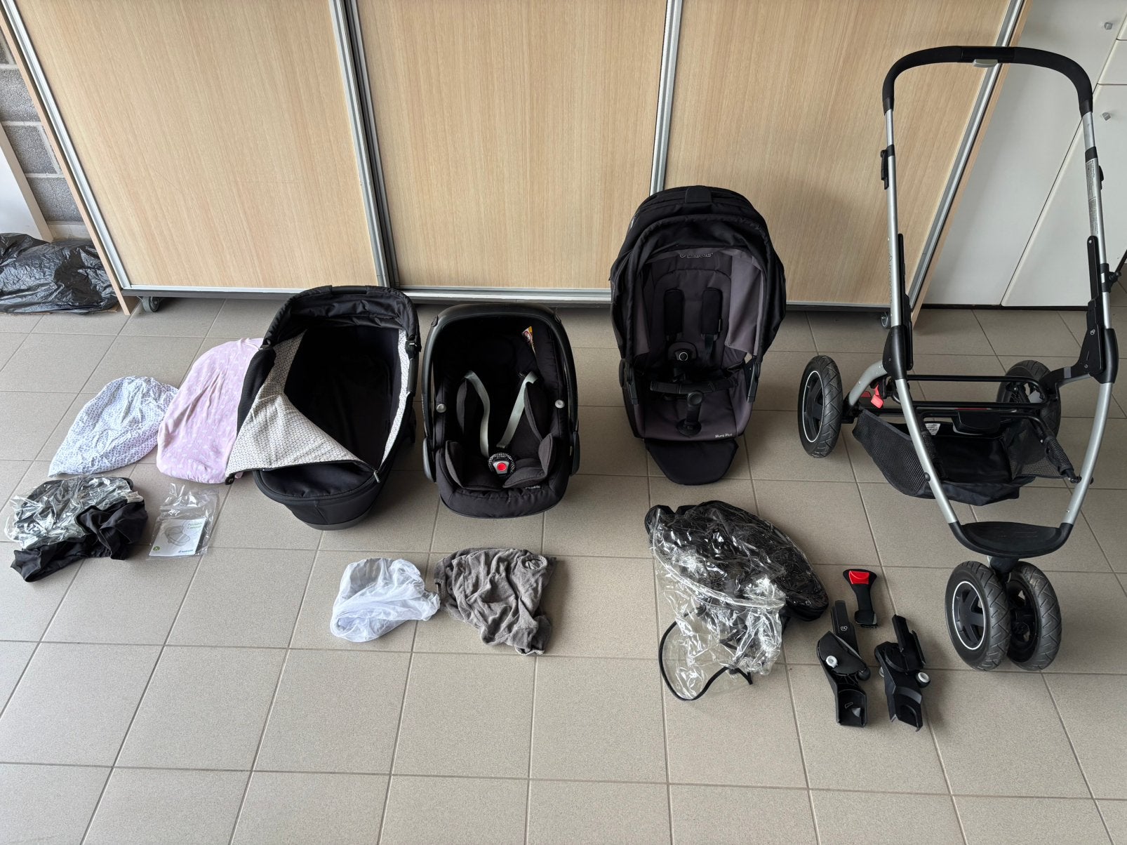 Trio Poussette: Maxi-Cosi Mura Plus 4 + access.. Excel. état, Enfants & Bébés, Poussette combi, Pneus, Comme neuf, Enlèvement