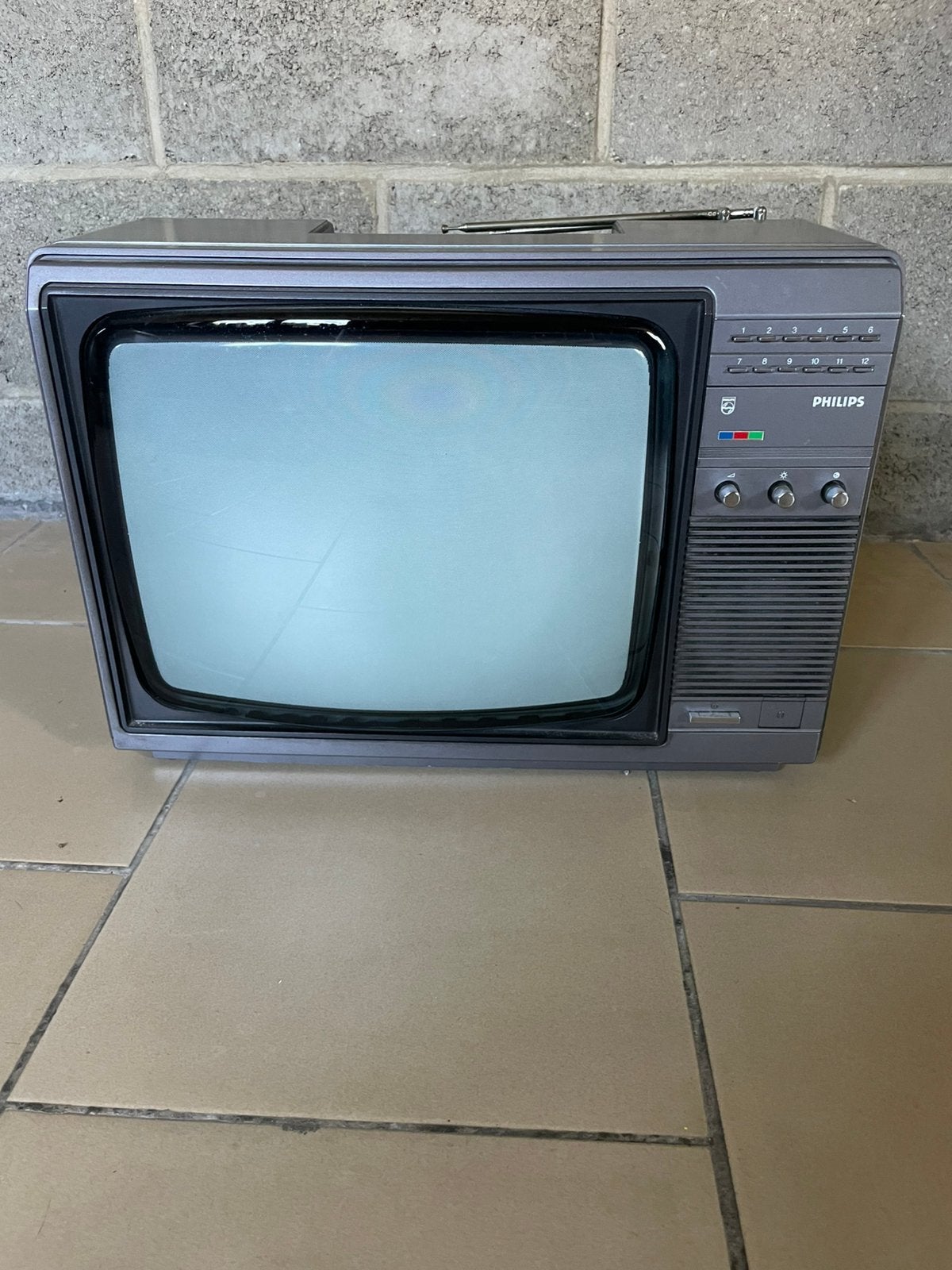 Vintage Phillips Collector kleurentelevisie, Antiek en Kunst, Antiek | Tv's en Audio, Ophalen
