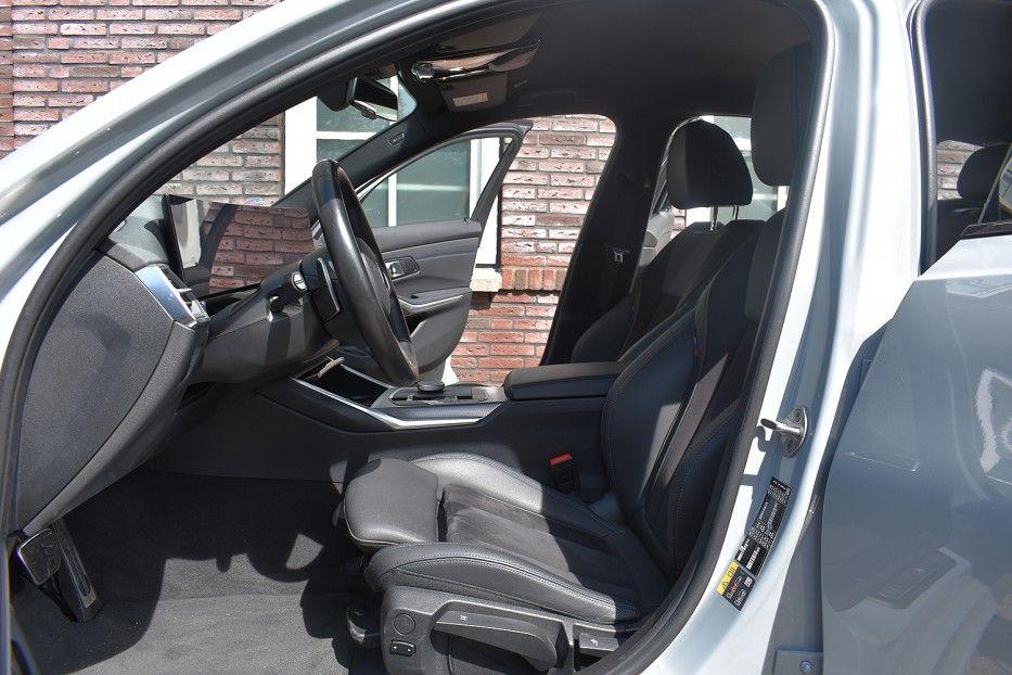 BMW 320 320e Touring M Sport/ Leer Alcantara/Trekhaak electr, Auto's, 32 g/km, Bedrijf, Break, Hybride Elektrisch/Benzine