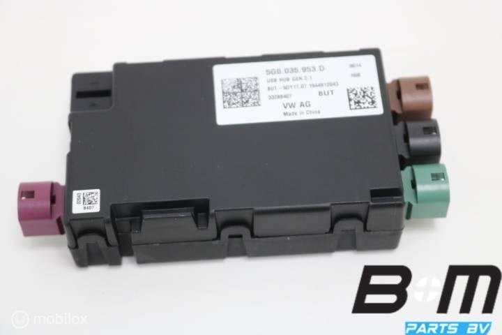 USB hub + spanningsomvormer VW Polo 2G AW 5G0035953D, Auto diversen, Autoradio's, Gebruikt