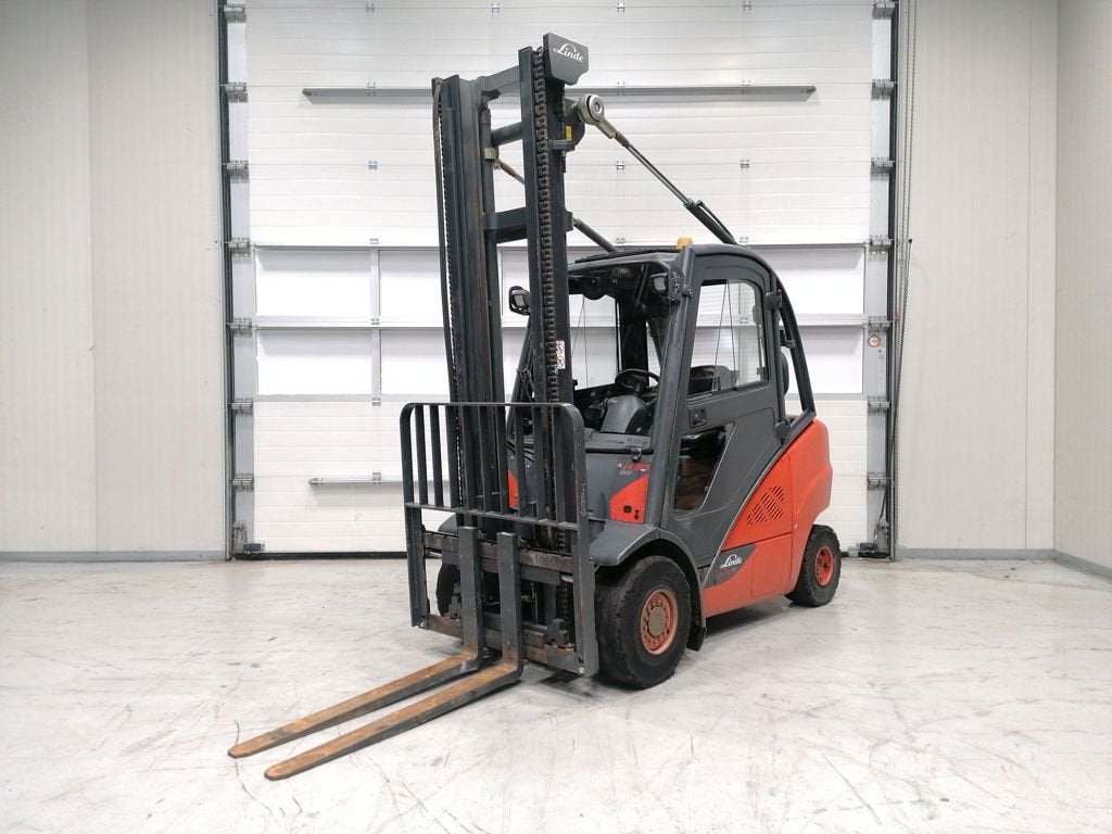 Linde H30D-02, Articles professionnels, Machines & Construction | Chariots élévateurs & Transport interne, 3000 à 4000 kg, Diesel