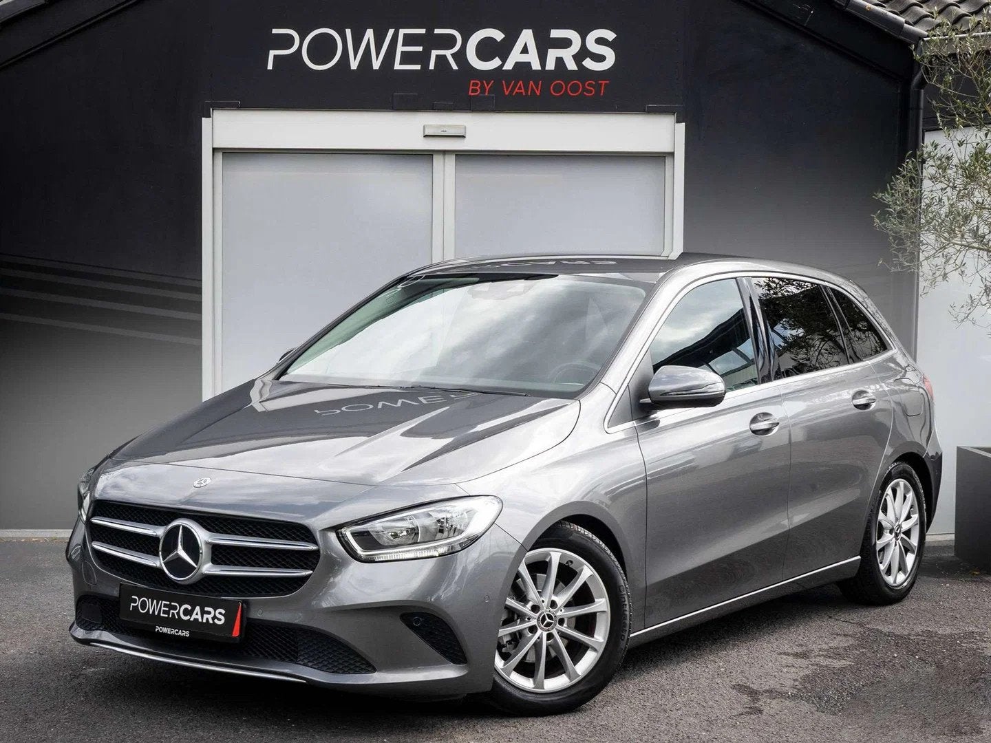 Mercedes-Benz B-CLASS 180 Progressive | Automaat | Infotainm, Autos, 100 kW, Euro 6, Entreprise, 5 places